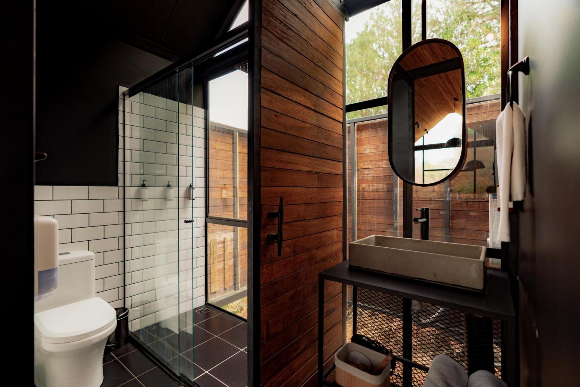The Boato Hotel Guatape Exterior photo Bathroom